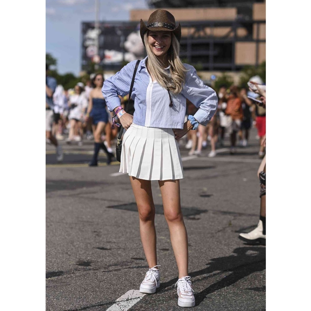 Vintage - Lily’s of Beverly Hills White Tennis Skirt